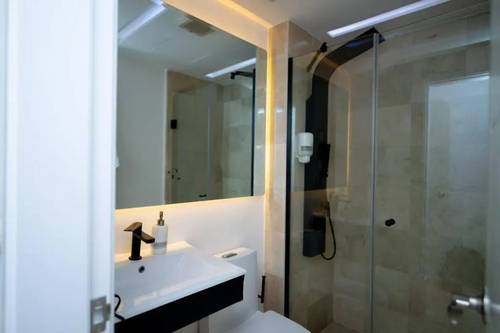 Caribbean Garden Pool & Beach At Hard Rock By Cana Rock Condos 蓬塔卡纳